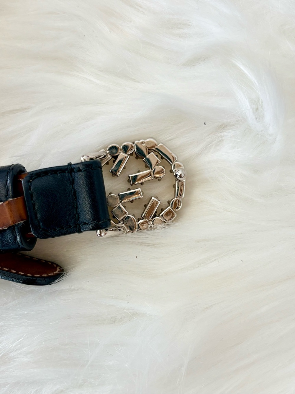 Gucci Black Leather Interlocking Crystal GG Skinny Belt - Picture 11 of 14